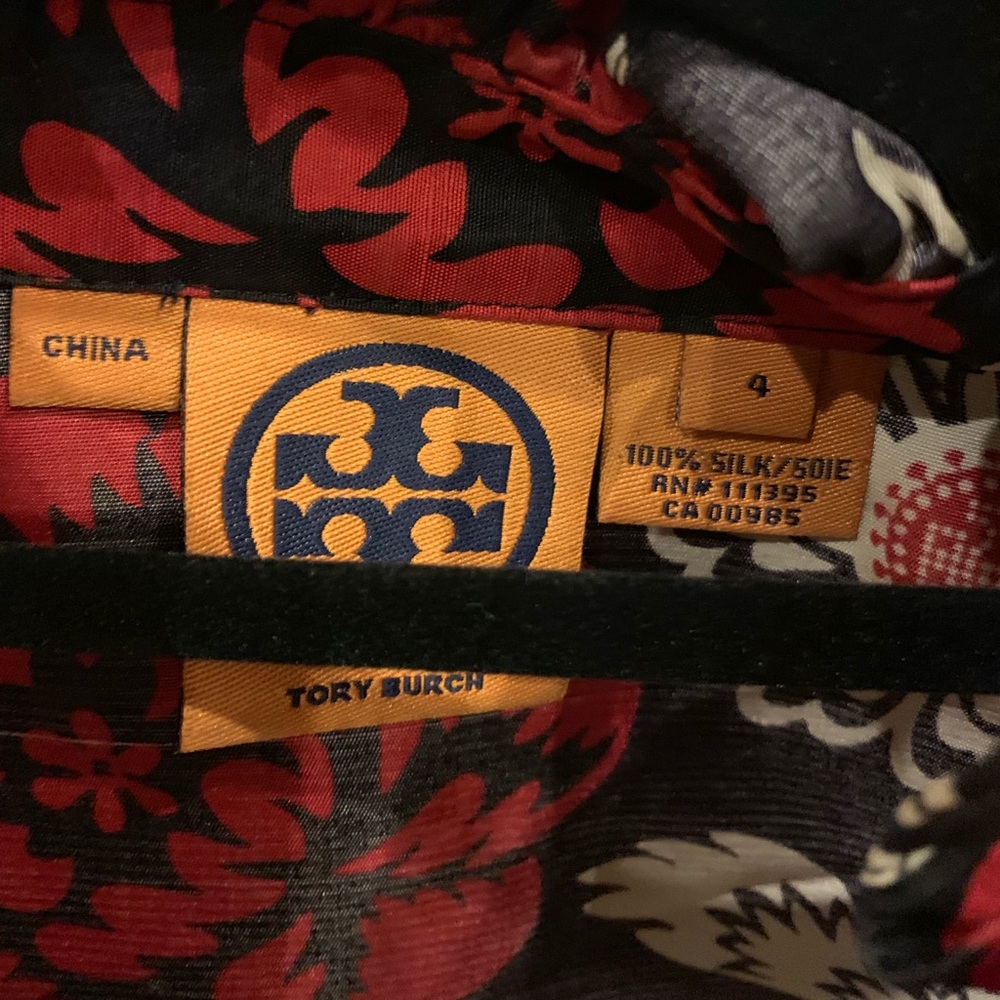 Authentic Tory Burch Sleeveless Blouse - Picture 4 of 4